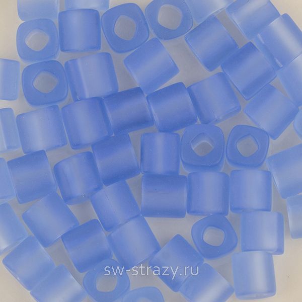 Бисер Cube 4 mm #0013F Прозрачный матовый светлый сапфир
