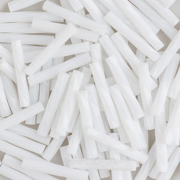 Twisted Bugle 2х12 mm 402 White Opaque