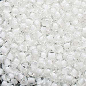 Бисер круглый 11/0 #0981 Окрашенный изнутри, хрусталь/снег