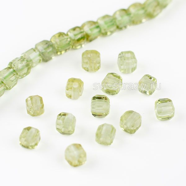 Бусина-куб из хризолита 2,5 мм*