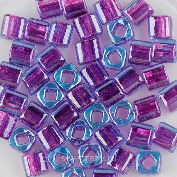 Бисер Cube 4 mm #0252 Окрашенный изнутри морская вода\фиолетовый