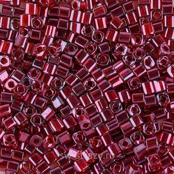 Бисер Cube 1,5 mm #0332 Золотистый малиновый